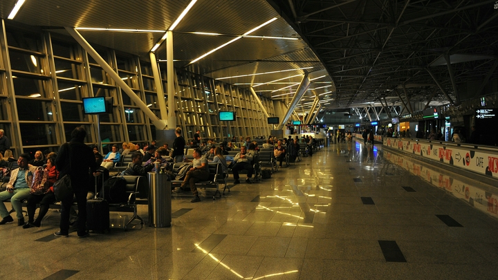 Как вернуться в Россию самолётом: Росавиация дала советы русским