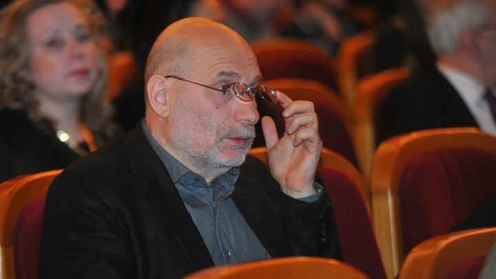 Он меня полностью обокрал. Суд рассматривает иск против Акунина*. Писатель-либерал начал свою карьеру с воровства?