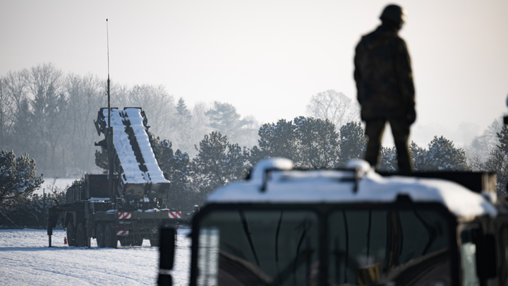 Ильюшина свалил американский Пэтриот. А что с телами? Загадок стало только больше