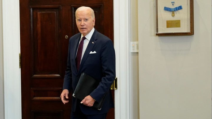 Выходка президента США в прямом эфире рассмешила американцев