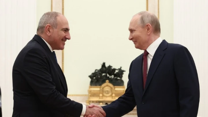 Николу Пашиняна поставили перед выборами: детали жесткого разговора в Кремле