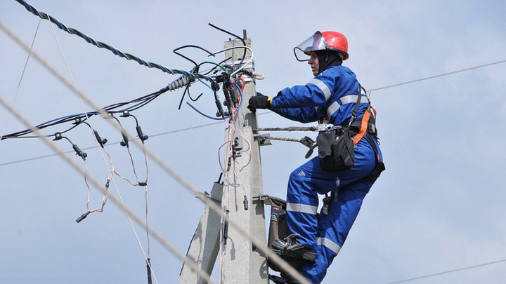 На Кубани вернули свет в пострадавшие от непогоды районы