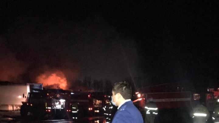 Причины крупного пожара в Кинеле будет искать прокуратура