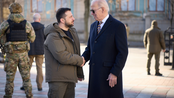 Байден оскорблён внешним видом Зеленского: Конгрессвумен стало стыдно за президента США