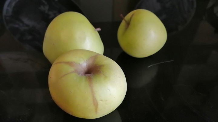 Почему не раздали бедным: в Челябинске назвали причины уничтожения полтонны яблок