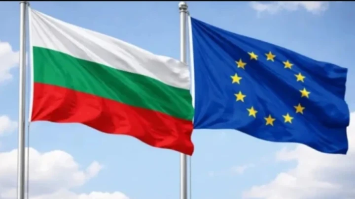 Болгарию накажут за дефицит бюджета сразу после вступления в еврозону