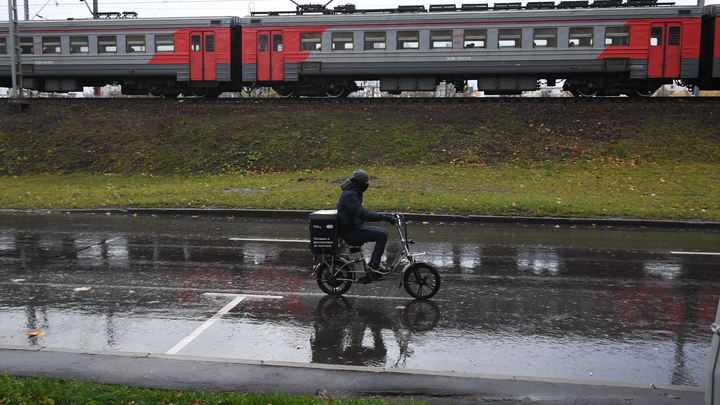 В электричках Петербурга появятся места для велосипедов