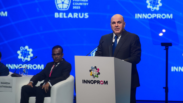 Кабмин России выделит 17 миллиардов рублей на поддержку многодетных семей в России с ипотеками