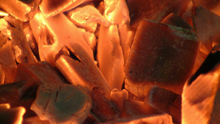 Отблагодарил портретом за тепло. Полячка разыскивает родственников советского офицера-художника