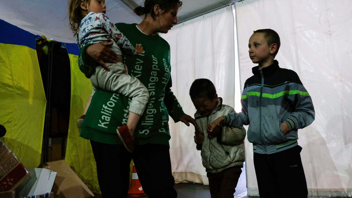 Украинские беженцы начали массово покидать Польшу