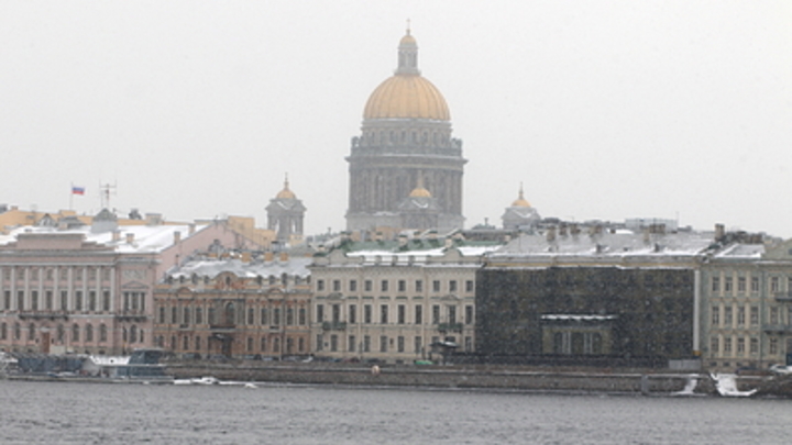 Санкт-Петербург стал самым дешёвым направлением для туристов в России на новогодние праздники