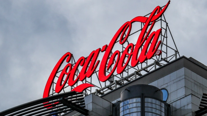Coca-Cola готовится вернуться в Россию. Русский бизнес против: Не проходной двор!