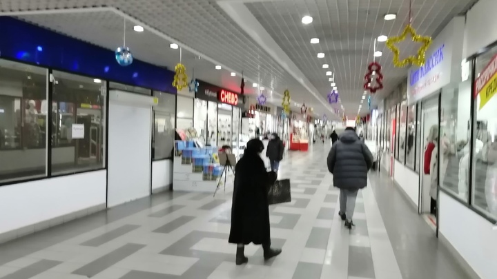 В Кургане охрана ТЦ брызнула в посетителя перцовым баллончиком