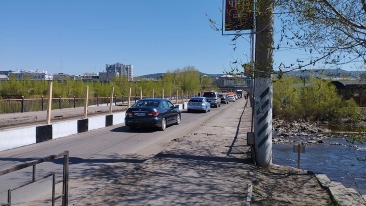 Движение по мосту на улице Ярославского в Чите хотят открыть 18 ноября