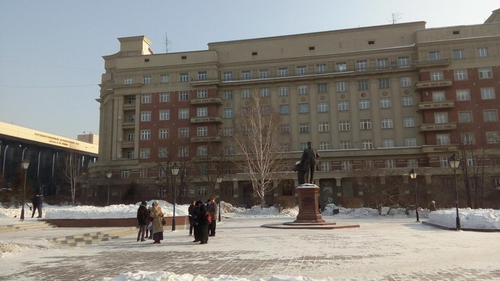 В Новосибирске продают квартиру в Стоквартирном доме за 27 млн рублей