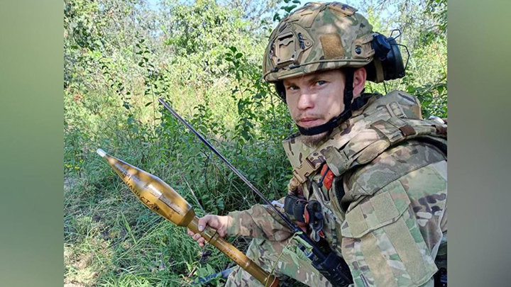 Спецназовец ГРУ из Барабинска Евгений Глущенко скончался после ранения на СВО