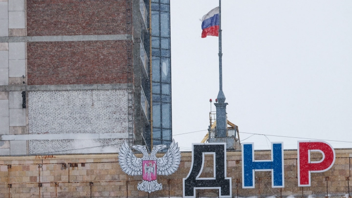 В Макеевке под Донецком рухнула школа. Что произошло?
