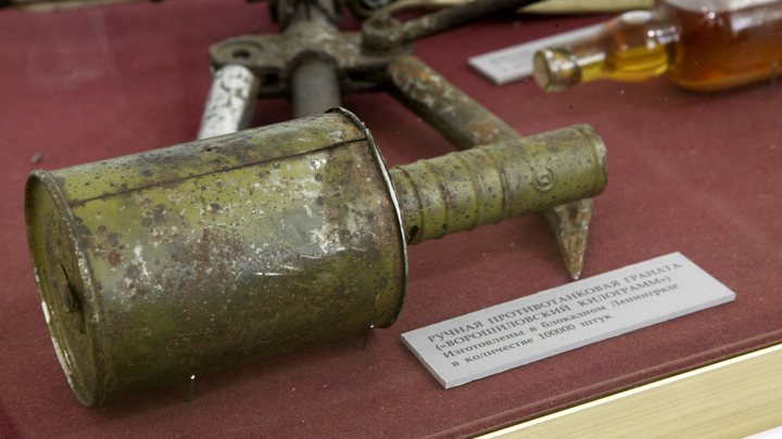 Два человека погибли в квартире на Урале от взрыва боевой гранаты