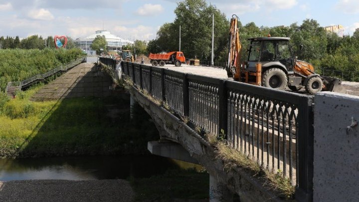 Мэр Кемерова Илья Середюк подвел итоги работ на Красноармейском мосту за неделю