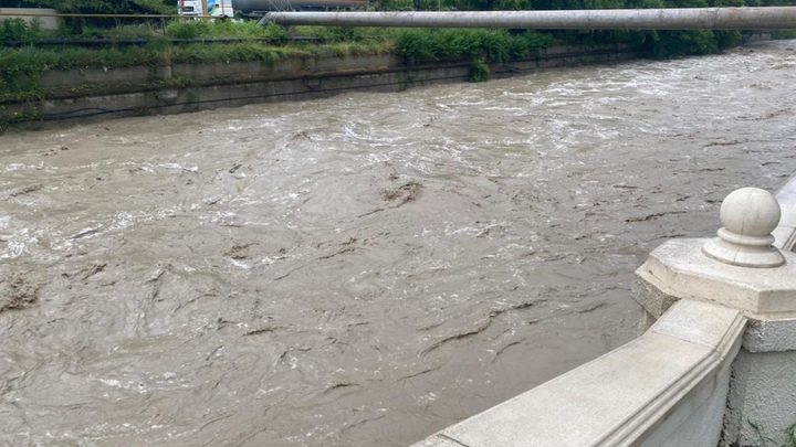 В Сочи ликвидируют последствия мощного ливня