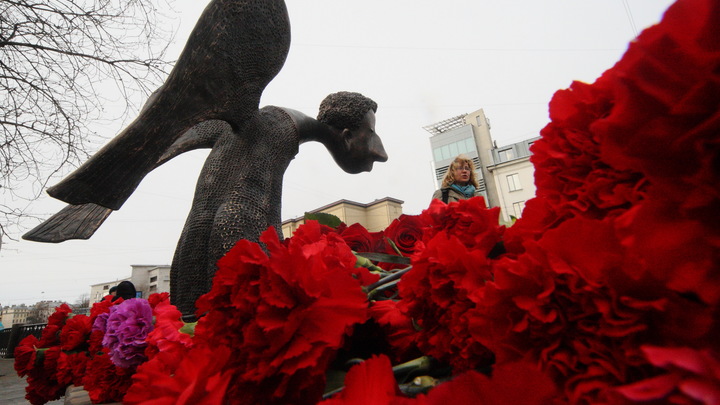 Вдова известного петербургского скульптора Романа Шустрова найдена мертвой в квартире