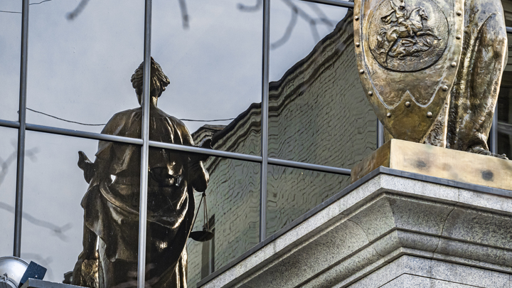 СК: Заместителя министра цифрового развития Максима Паршина задержали по делу о взятке