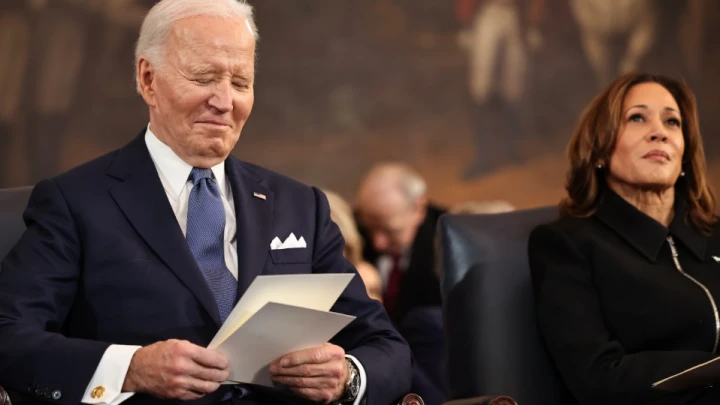 С Байдена сняли кожу: Экс-президент борется с онкологией