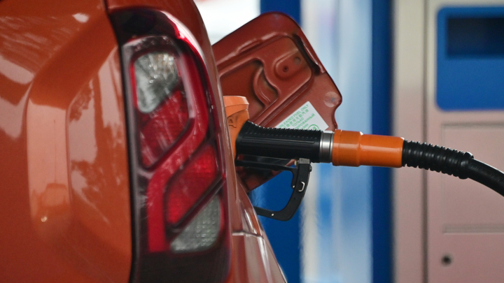 Чем обернётся запрет на экспорт топлива для потребителя, объяснил эксперт