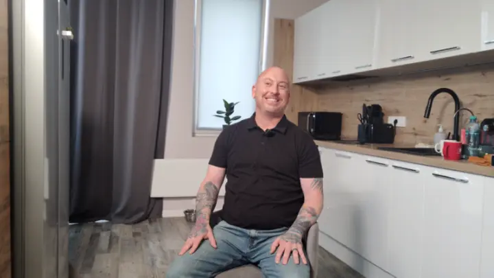 Побольше бы таких к нам: Переехавший в Россию американец заслужил уважение русских. Сравните с гостями из Средней Азии