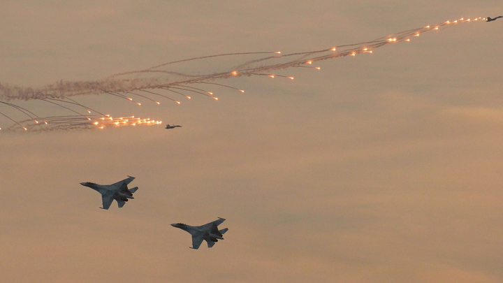 Путин предупреждал - это не блеф. Трамп и Кеннеди призвали США одуматься