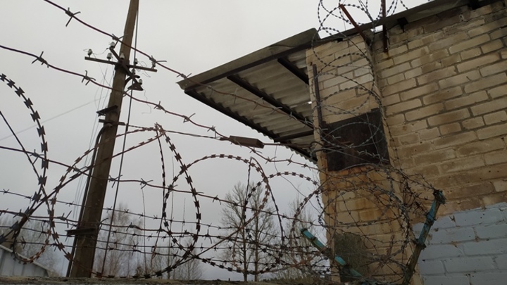 Двое жителей Новокузнецка отправятся в колонию за попытку убить знакомого