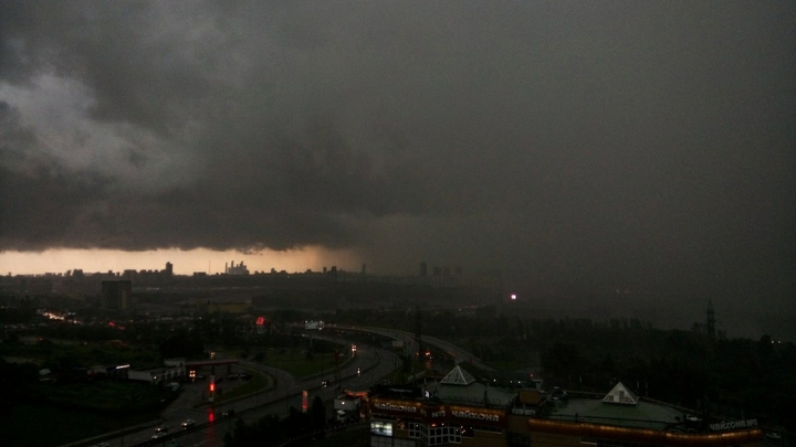 В МЧС продлили штормовое предупреждение для Свердловской области