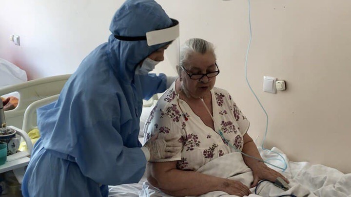 В Московской области врачи спасли больную ковидом с 90% поражением легких