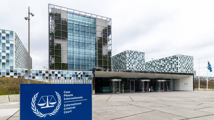 Россия объявила в розыск судью МУС: Выдал ордер на арест Путина