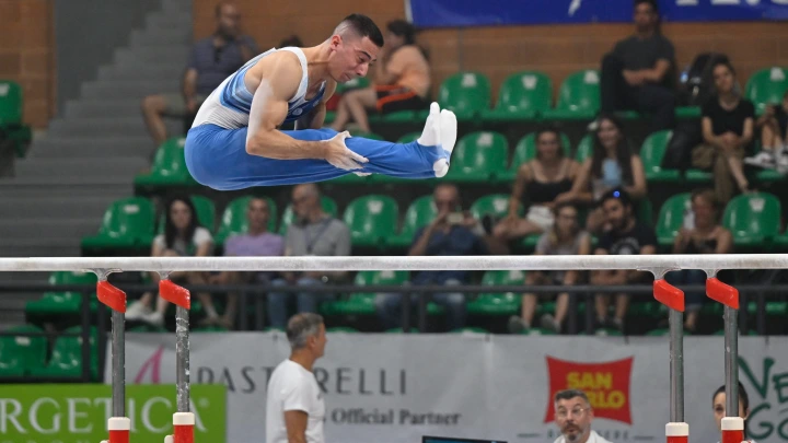 Финал Универсиады омрачился трагедией: Итальянский гимнаст в коме после элемента на кольцах