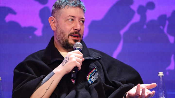 Артемий Лебедев назвал домовые чаты адом