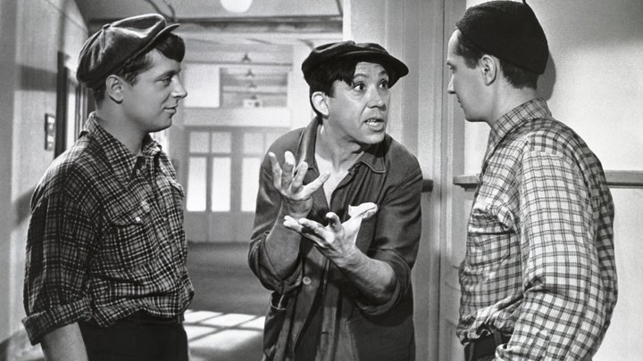 Родным должно быть стыдно: Что случилось с могилой знаменитого советского актёра