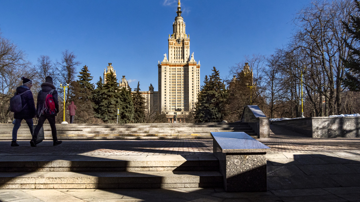 Учёные объяснили, какие города в России примут удар второй волны коронавируса
