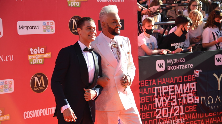 Мистика и поющие трусы: Малькевич призвал государство не помогать Муз-ТВ