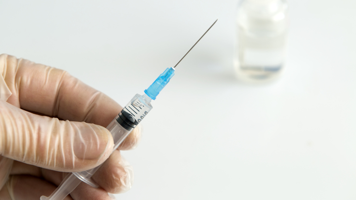 Детям заплатят за испытания вакцины: Кому положены 15 тысяч рублей