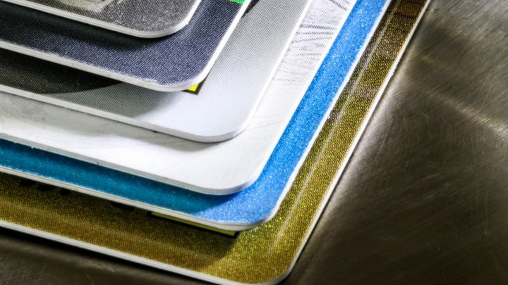 Одна фраза - и ваша карта заблокирована: Что нельзя писать при переводе денег