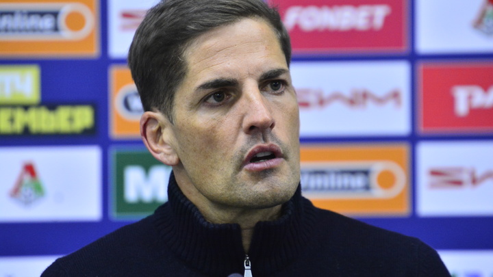 Роберт Морено останется тренером Сочи, несмотря на вылет команды из РПЛ в Первую лигу