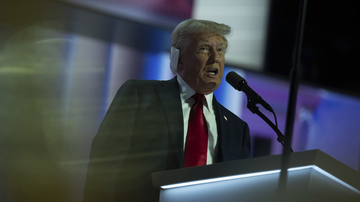 Розовые очки спали: Трамп продолжит войну с Россией. Но по-другому