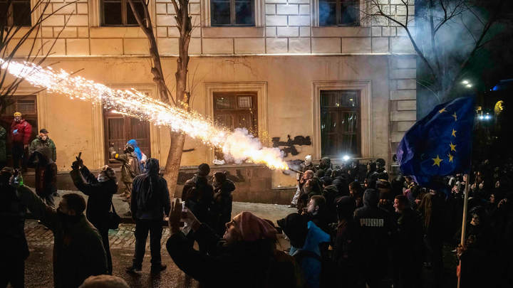 Британия признала поражение. Русские додавили Лондон на своём поле