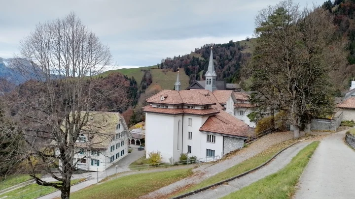 Туристы туда не ездят, а каждый пятый миллионер: феномен Лихтенштейна