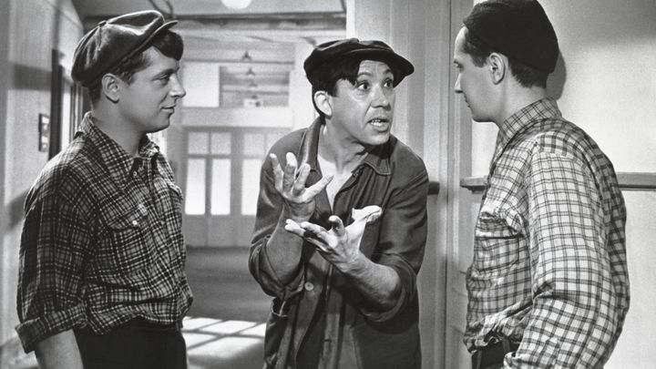 Яркий взлёт и загадочный финал - судьба режиссёра знаменитых комедий Неподдающиеся и Девчата