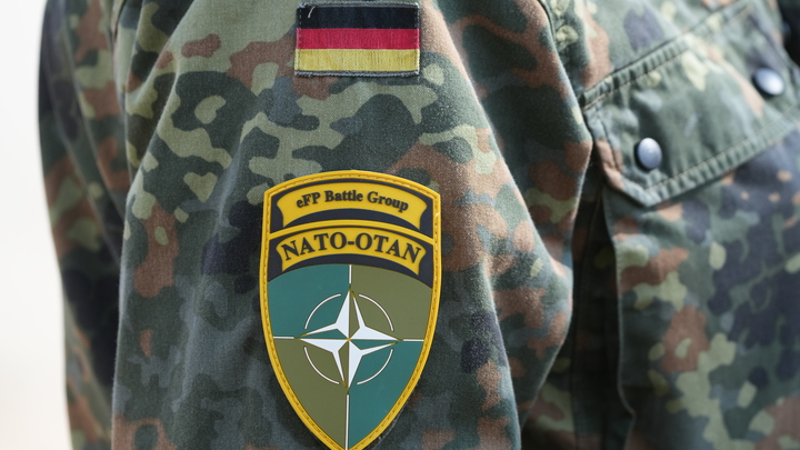 НАТО может отправить на Украину свою армию. Но есть нюанс - AT