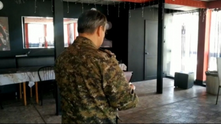 Родственники найденной мертвой на заборе пермячки смотрели записи с камер