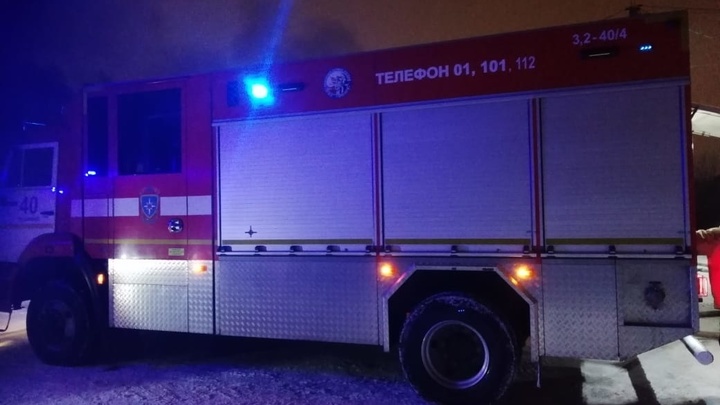 Ребёнок и женщина погибли при пожаре в частном доме в Подмосковье