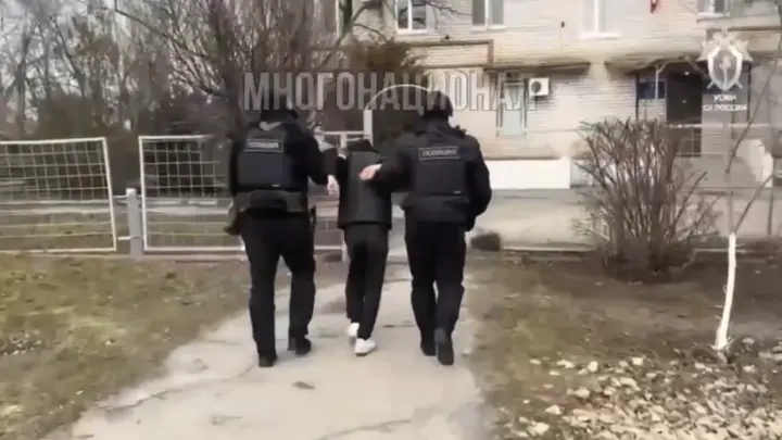 Убил за тысячу рублей: 15-летний цыган напал на женщину с ножом